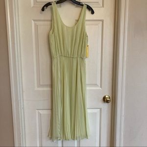 Alice + Olivia Pale Lime Pleated Midi Dress